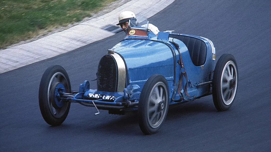 1924 Bugatti Type 35 racing at the 1976 Oldtimer Grand Prix at the Nürburgring