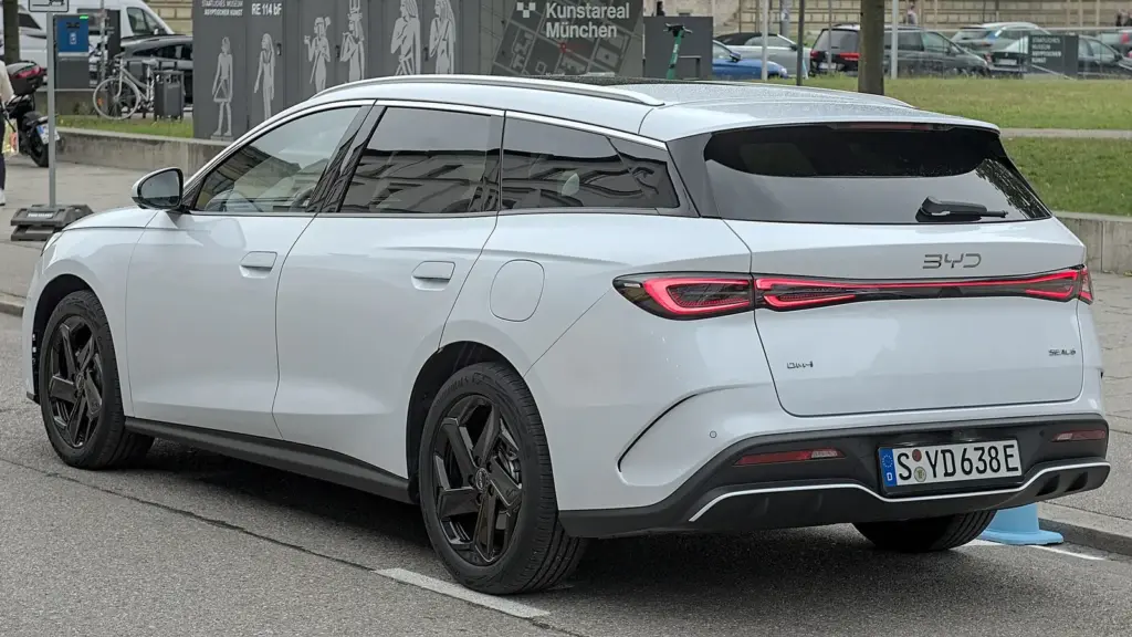 BYD Seal 6 DM-i Touring plug-in hybrid wagon at IAA 2025