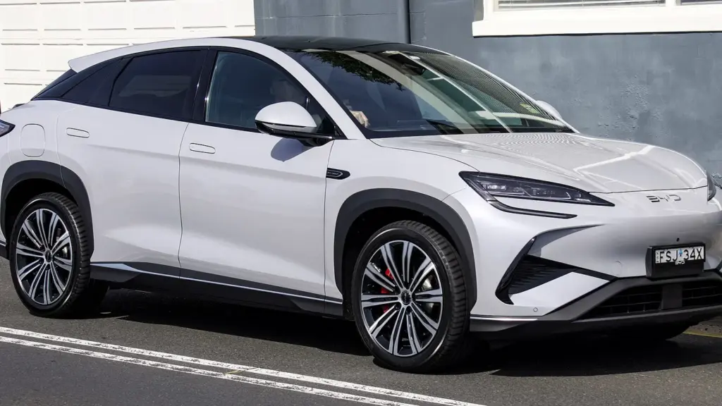 2025 BYD Sealion 7 Performance electric SUV, front view