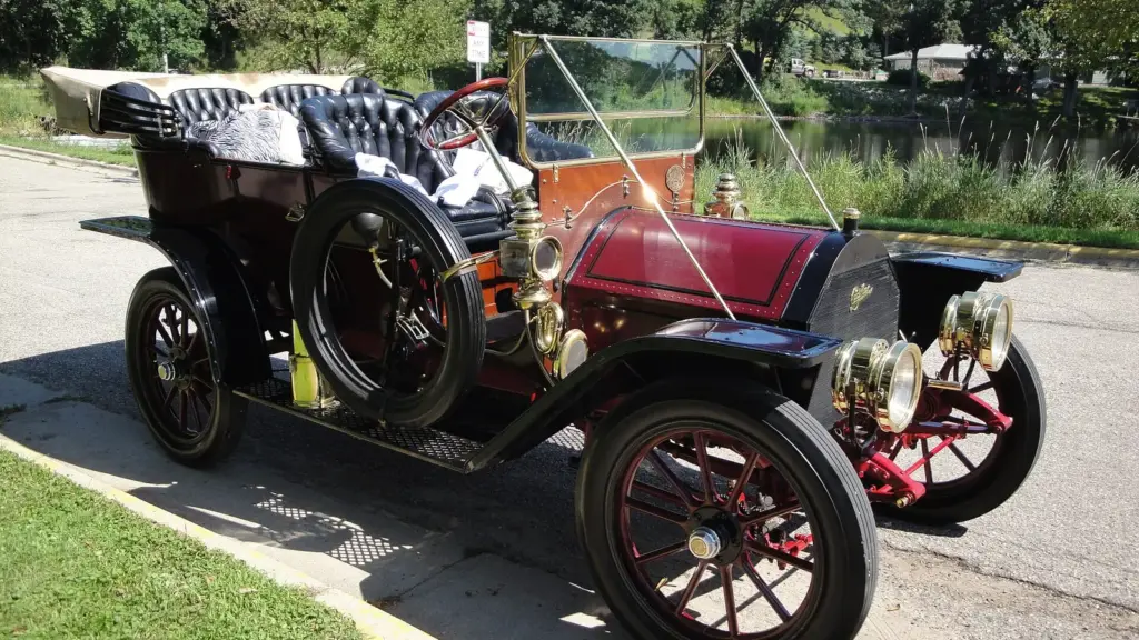 1908 Cadillac Model Thirty touring car