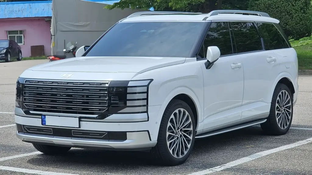 Creamy White second-generation Hyundai Palisade 2.5T Calligraphy