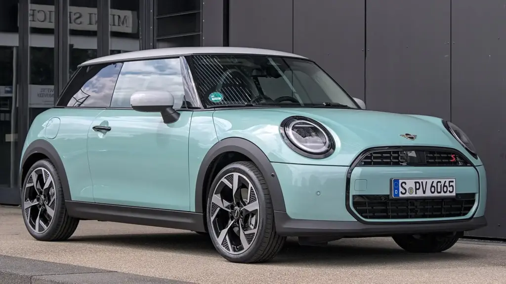 MINI Cooper 3-door (F66) hatchback in Stuttgart