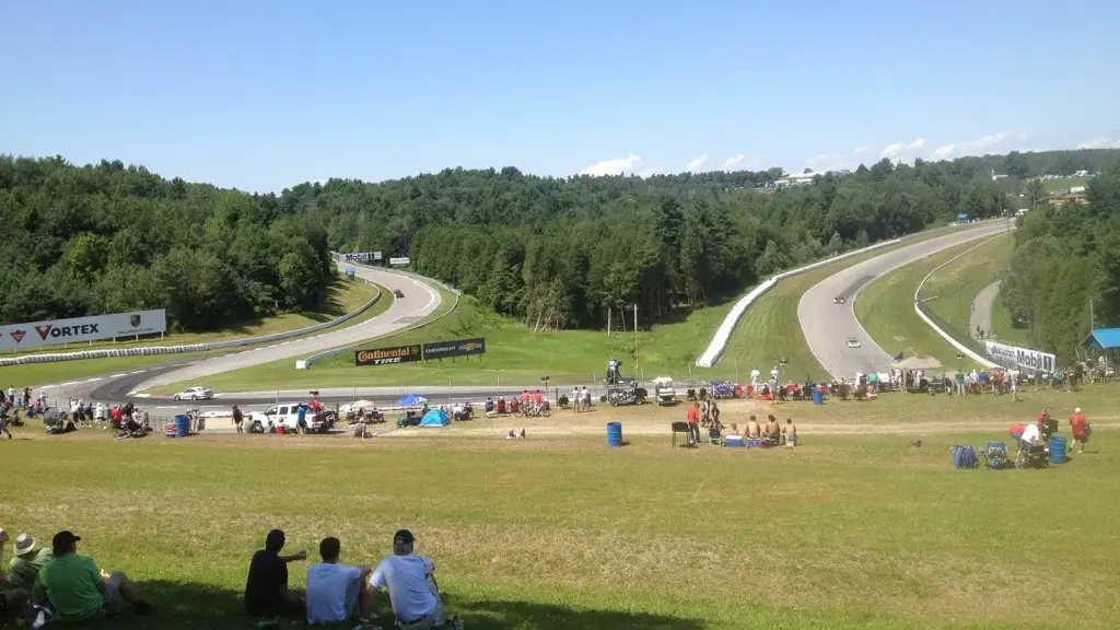 Sports cars at Moss Corner at Canadian Tire Motorsport Park in Ontario