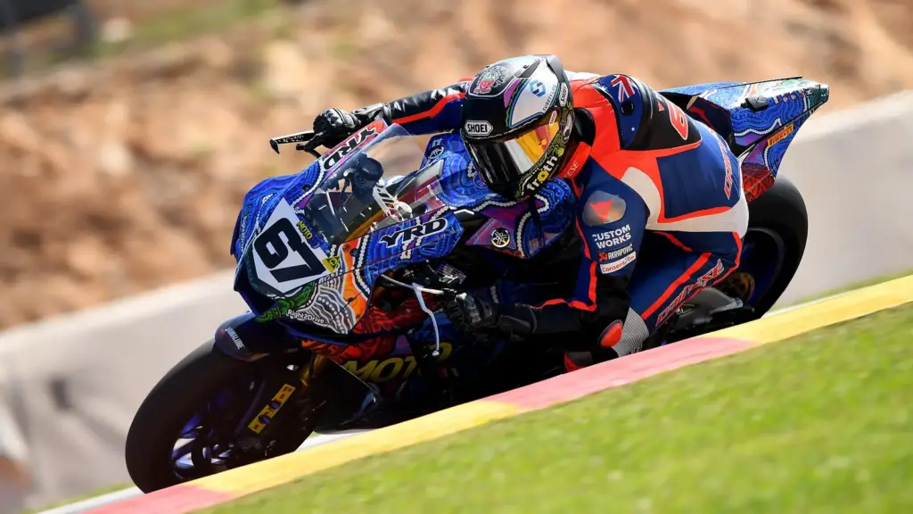 Bryan Staring racing a superbike at Hidden Valley Raceway in Darwin in 2023