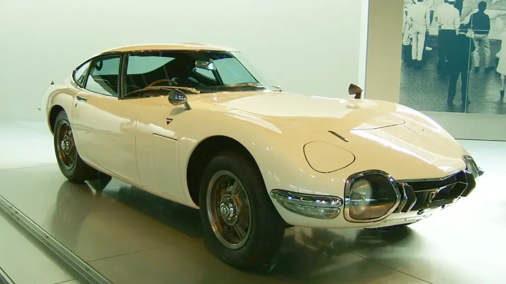 Toyota 2000GT at the Toyota Automobile Museum