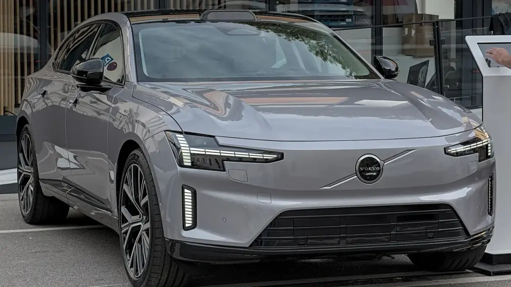 Volvo ES90 electric saloon on the Volvo stand at IAA Mobility 2025