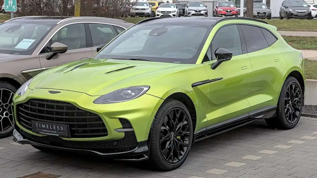 Aston Martin DBX707 SUV in Filderstadt