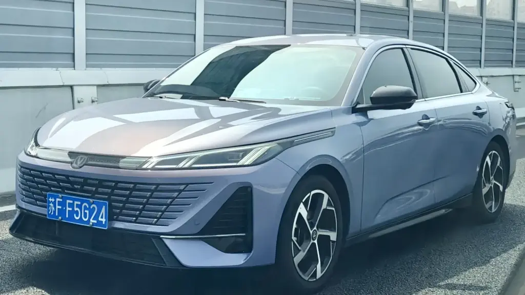 Light blue fourth-generation Changan Eado sedan