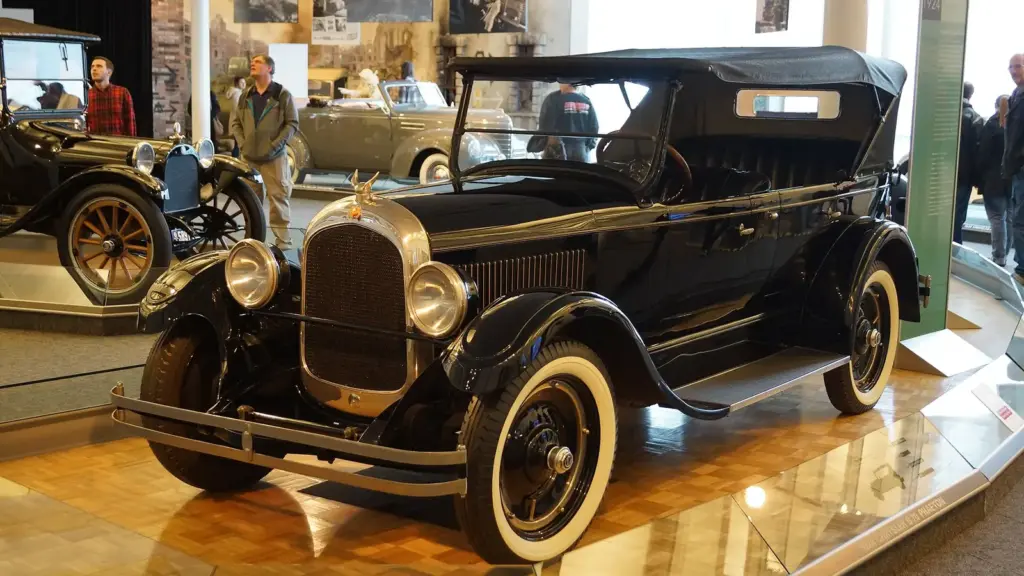 1924 Chrysler B-70 Six phaeton on museum display