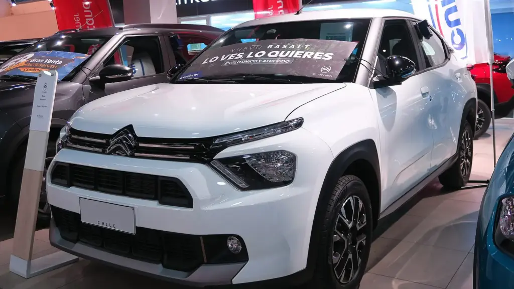 2025 Citroën Basalt Turbo 200 Shine SUV coupe