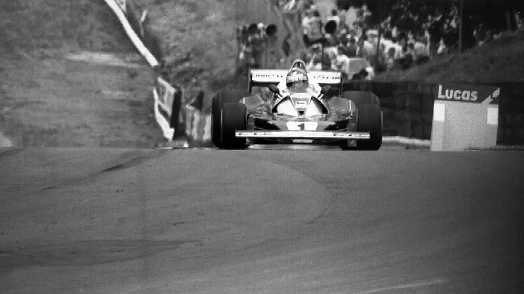 Niki Lauda in the Ferrari 312T2 at Brands Hatch during the 1976 British Grand Prix
