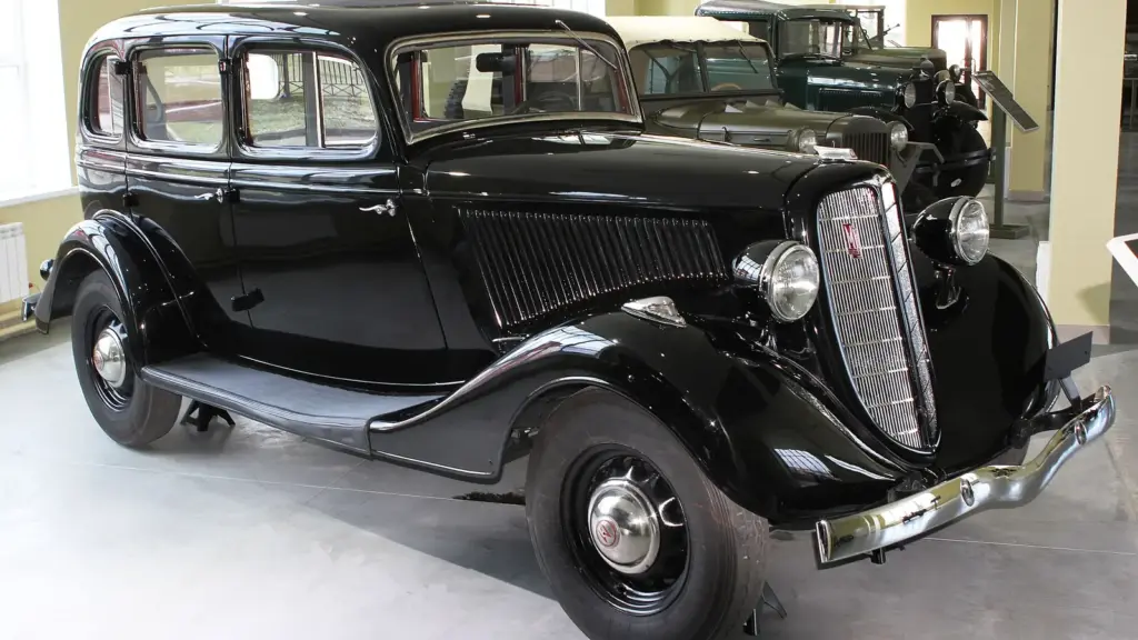 Black GAZ-M1 sedan in a museum