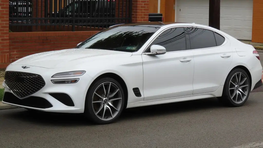2022 Genesis G70 2.0T sports sedan