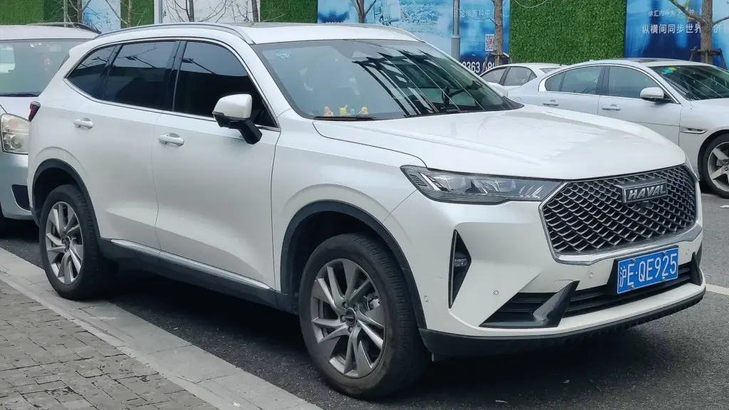 White third-generation Haval H6 SUV