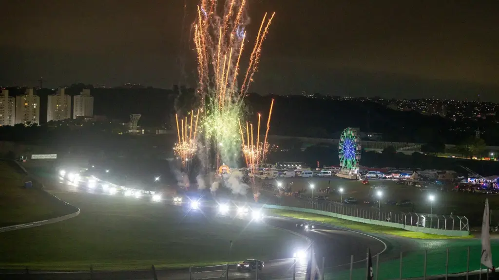 Fireworks over the parade lap of the 2025 Mil Milhas at Interlagos