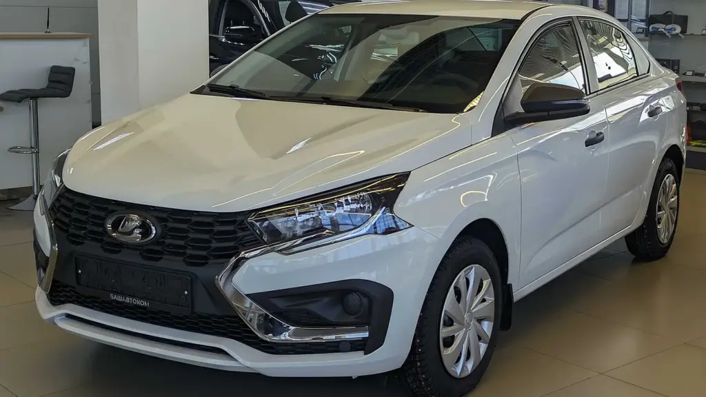 White Lada Iskra Comfort sedan, front view