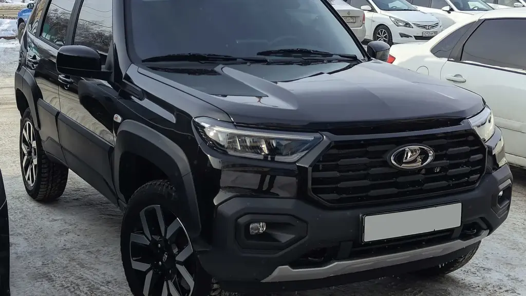 Black 2025 Lada Niva Travel, front view