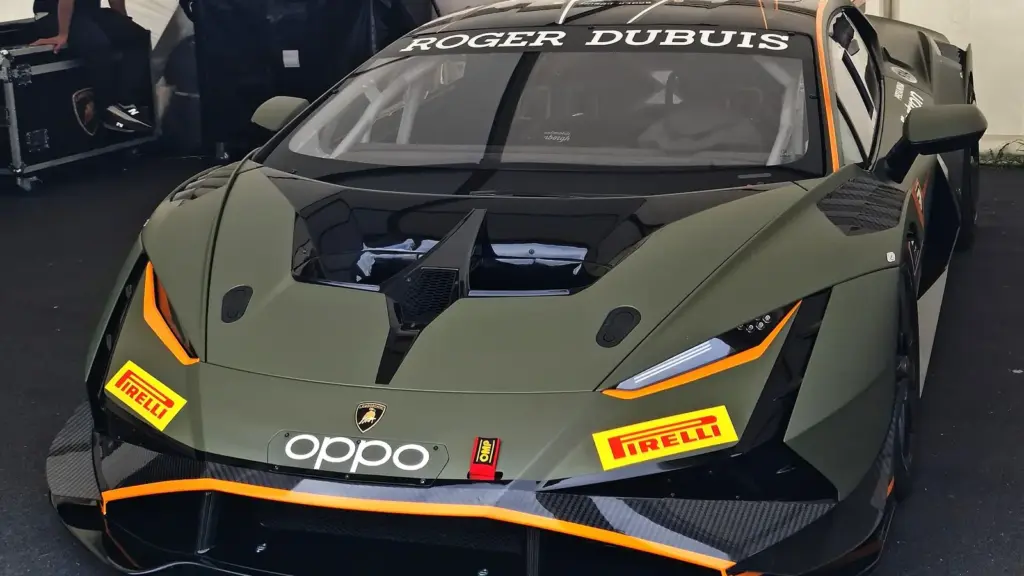 Lamborghini Huracan Super Trofeo EVO2 at Goodwood in 2021