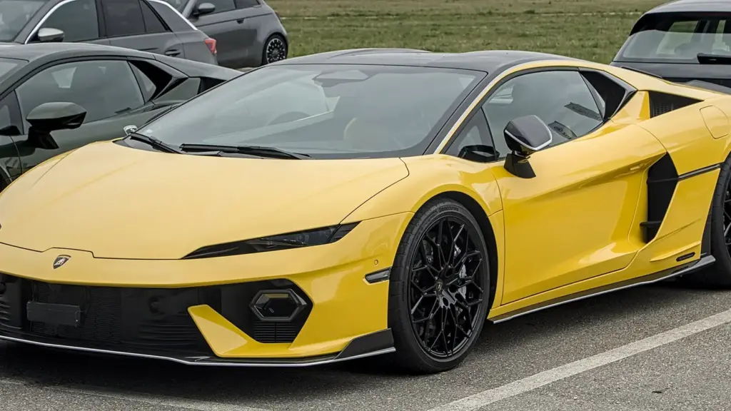 Lamborghini Temerario V8 plug-in hybrid