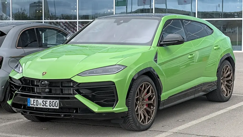 Lamborghini Urus SE in Böblingen