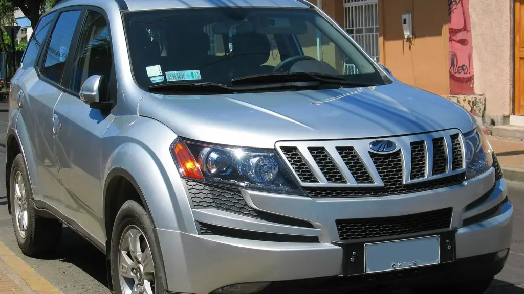 Silver Mahindra XUV500 SUV