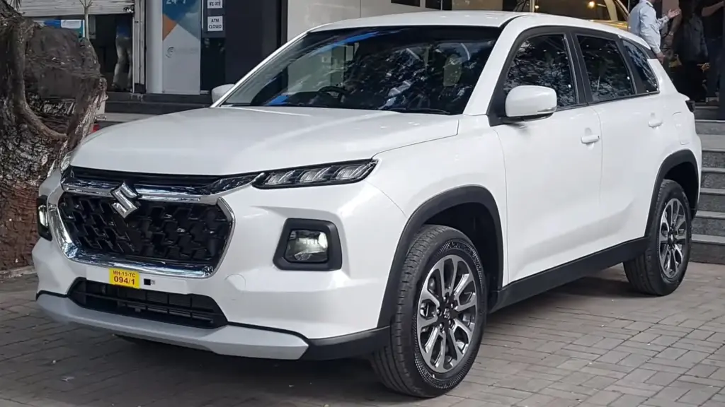 White 2022 Maruti Suzuki Grand Vitara
