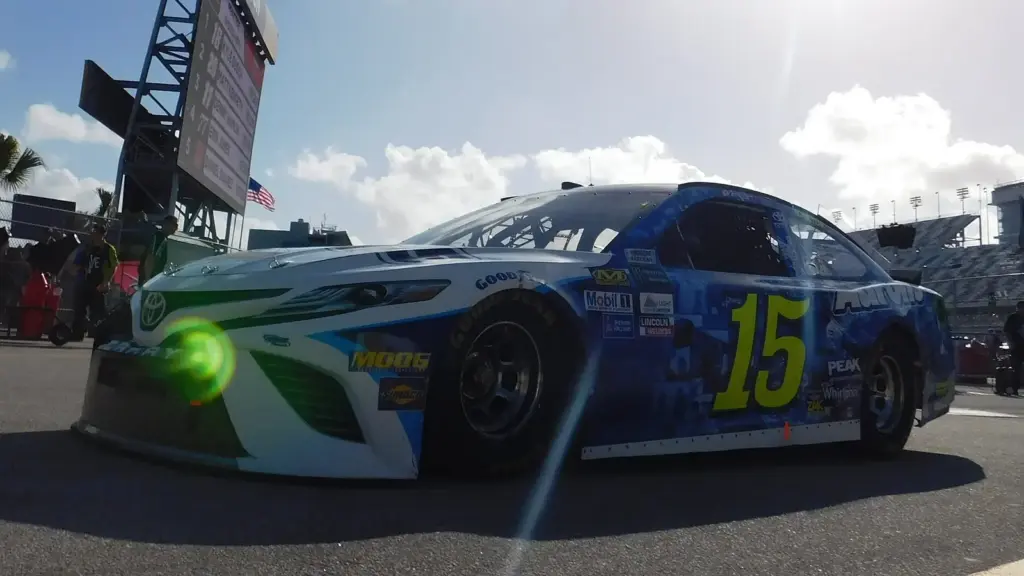 Michael Waltrip’s No. 15 Toyota at Daytona International Speedway during the 2017 Daytona 500