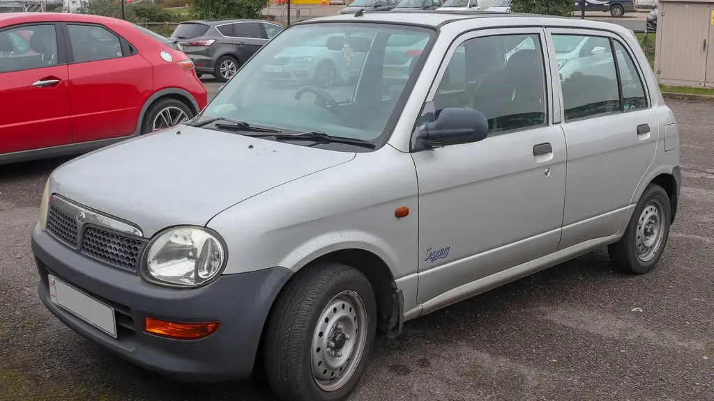Silver 2005 Perodua Kelisa EX, front view