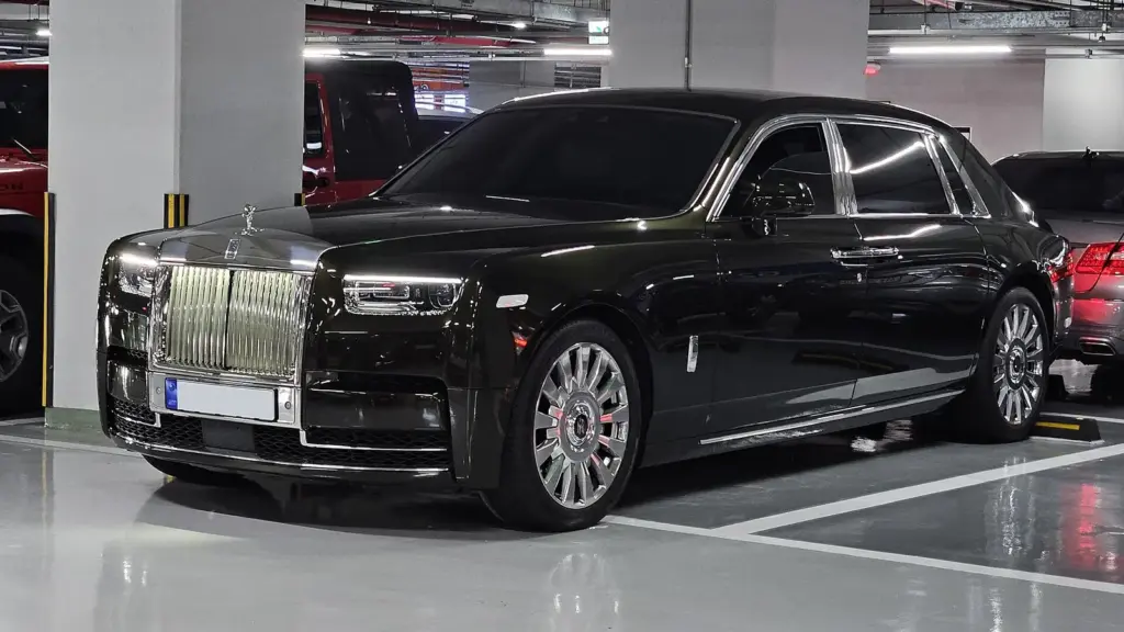 Rolls-Royce Phantom Extended Series II in Dark Emerald