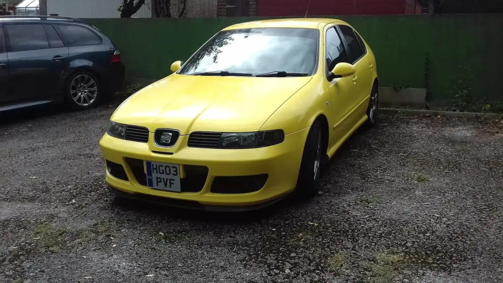 Yellow 2003 SEAT Leon Cupra R in Dorset, England