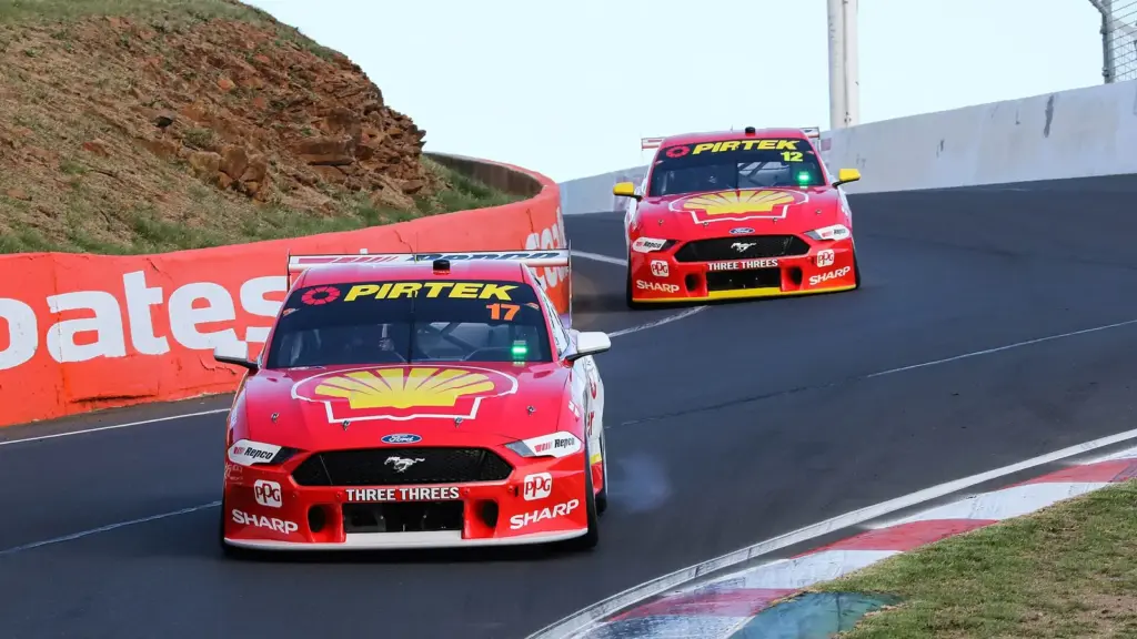 Two Supercars, led by a Ford Mustang, in practice for the 2019 Bathurst 1000