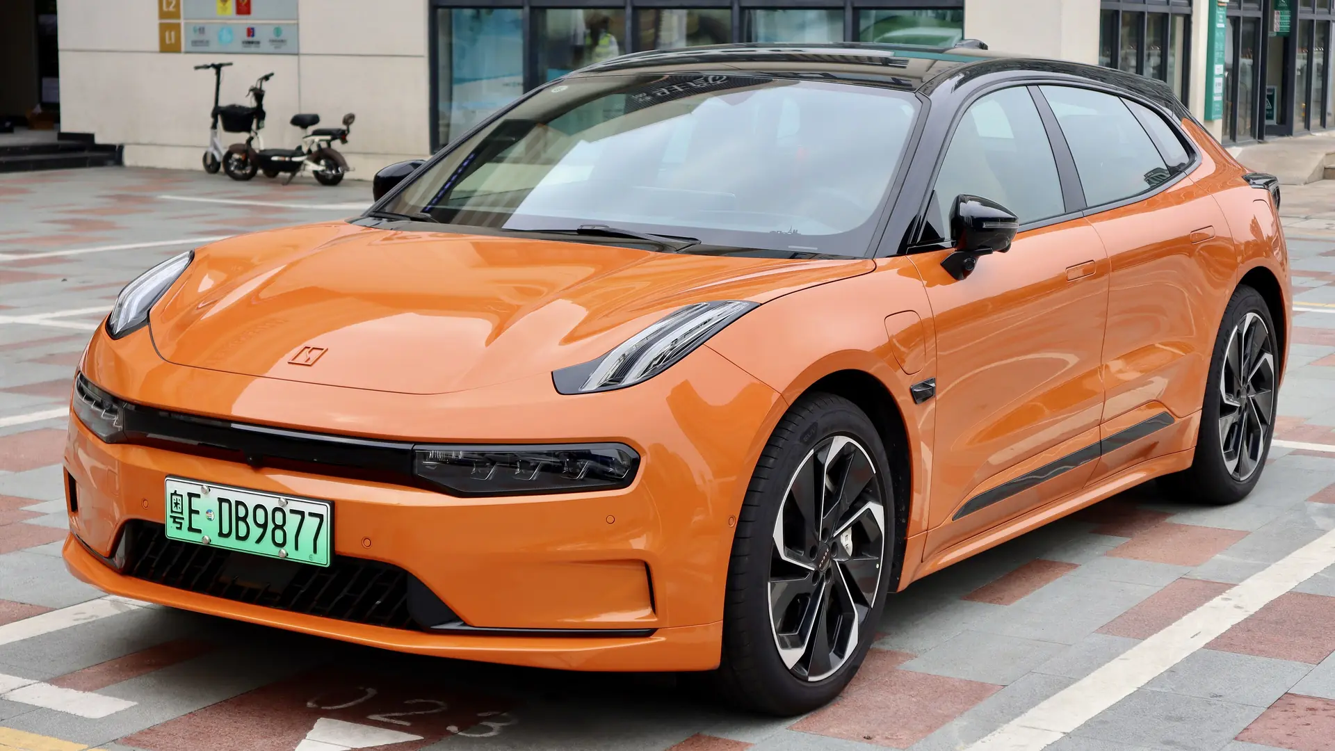 Orange Zeekr 001 electric shooting brake in Zhuhai, China